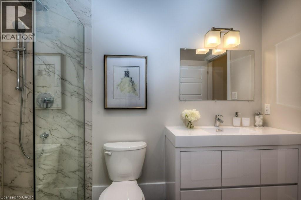 54 PARK Street thumbnail 34