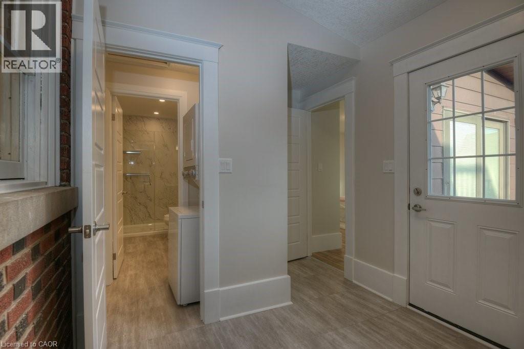 54 PARK Street thumbnail 39