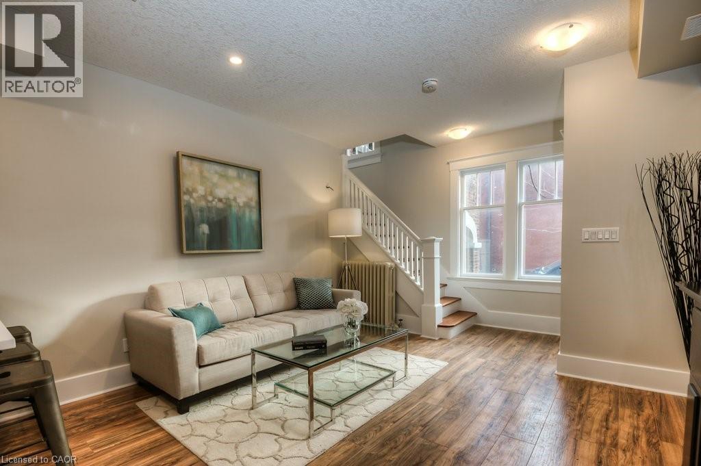 54 PARK Street thumbnail 4