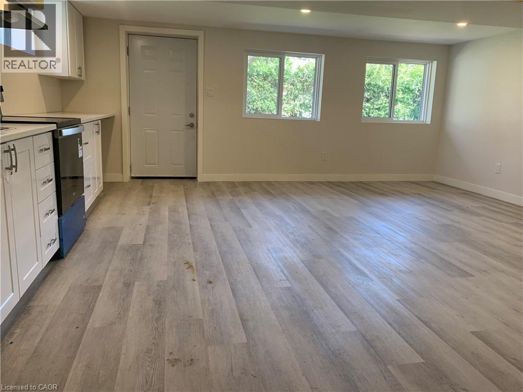 54 PARK Street thumbnail 45