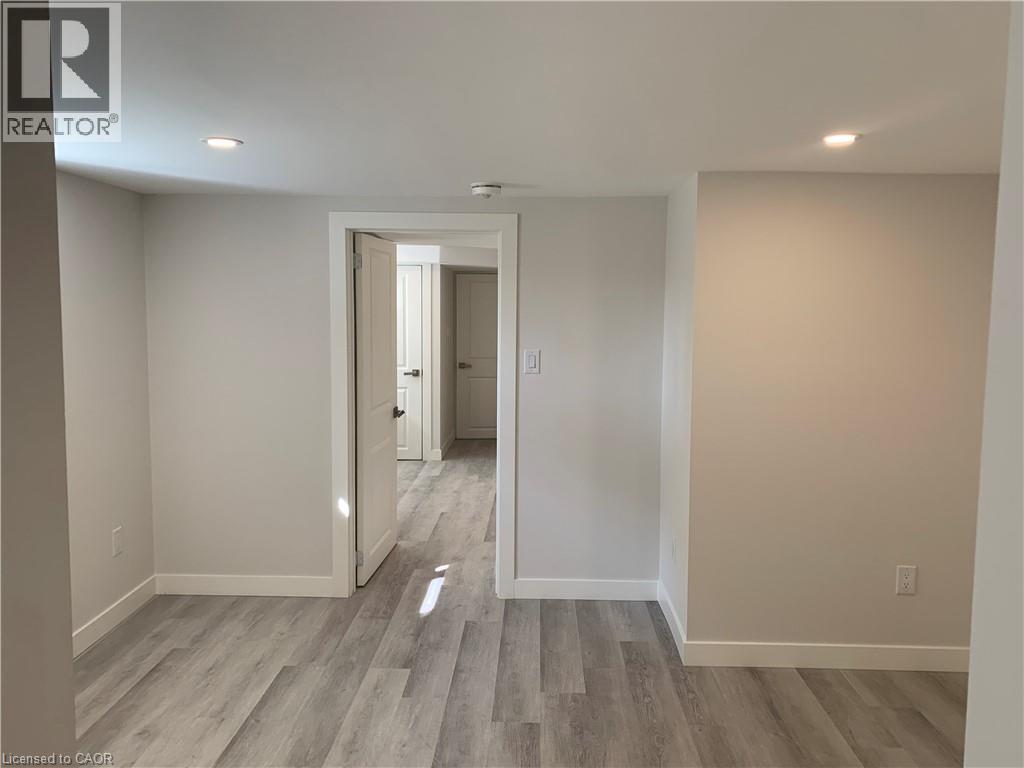 54 PARK Street thumbnail 49