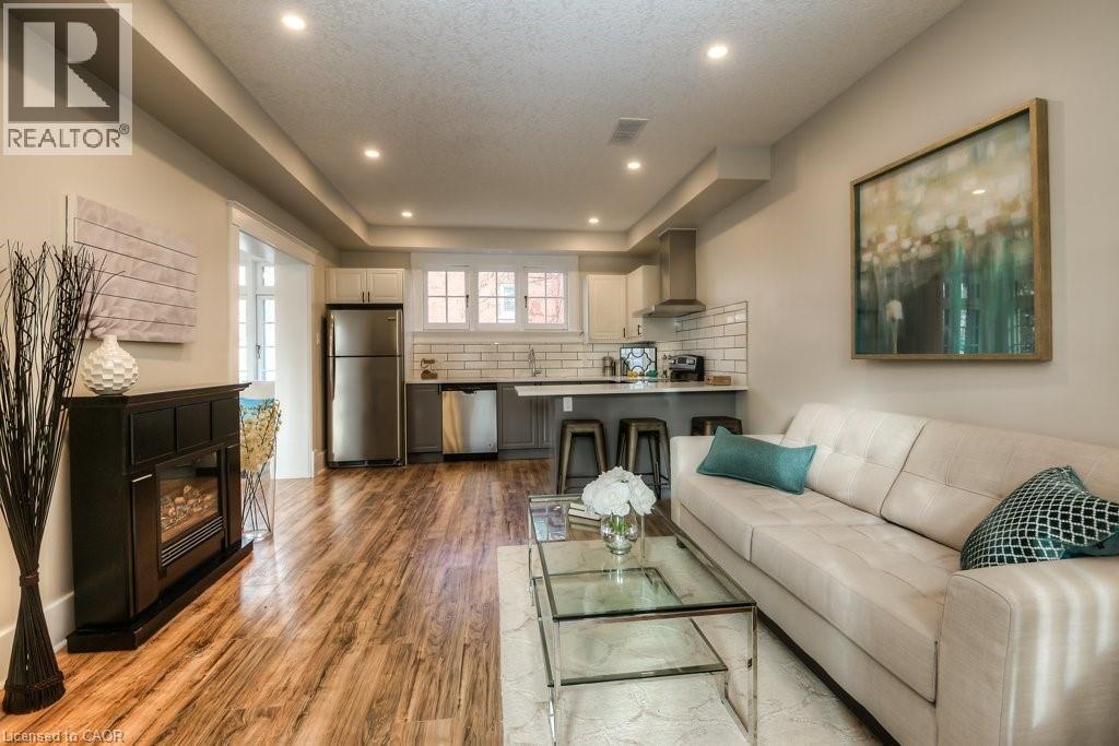 54 PARK Street thumbnail 5