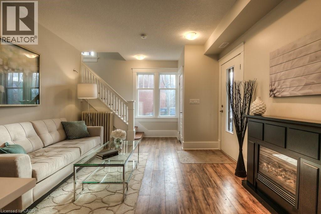 54 PARK Street thumbnail 6