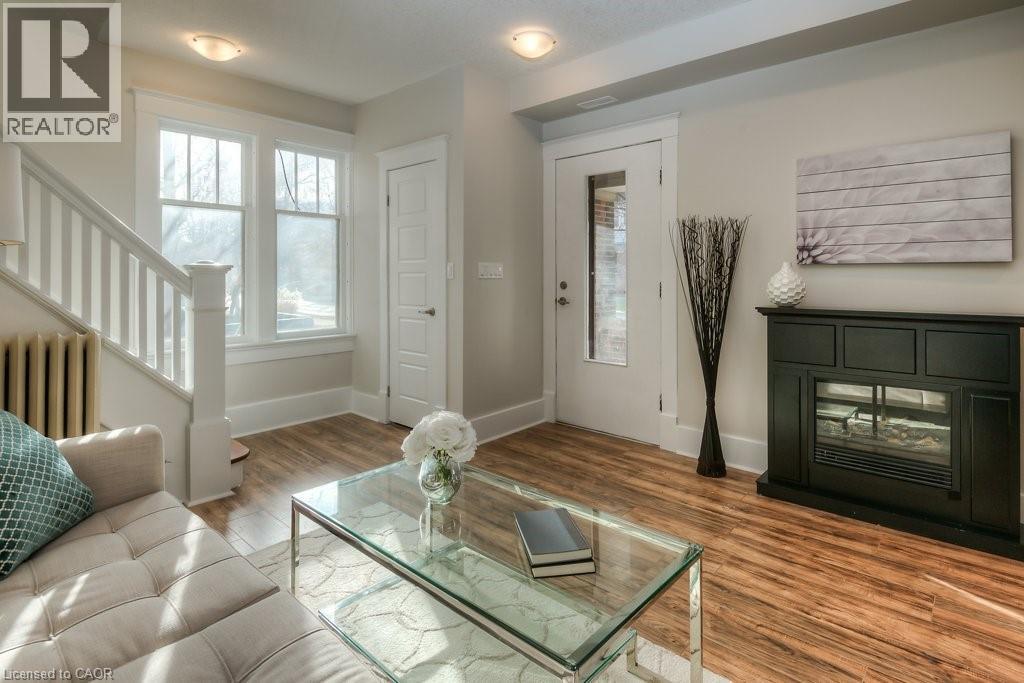 54 PARK Street thumbnail 9