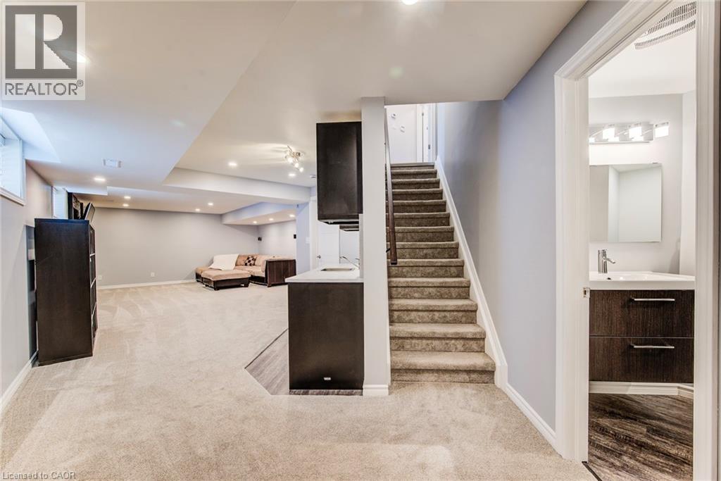 14 LA SALLE Street thumbnail 35