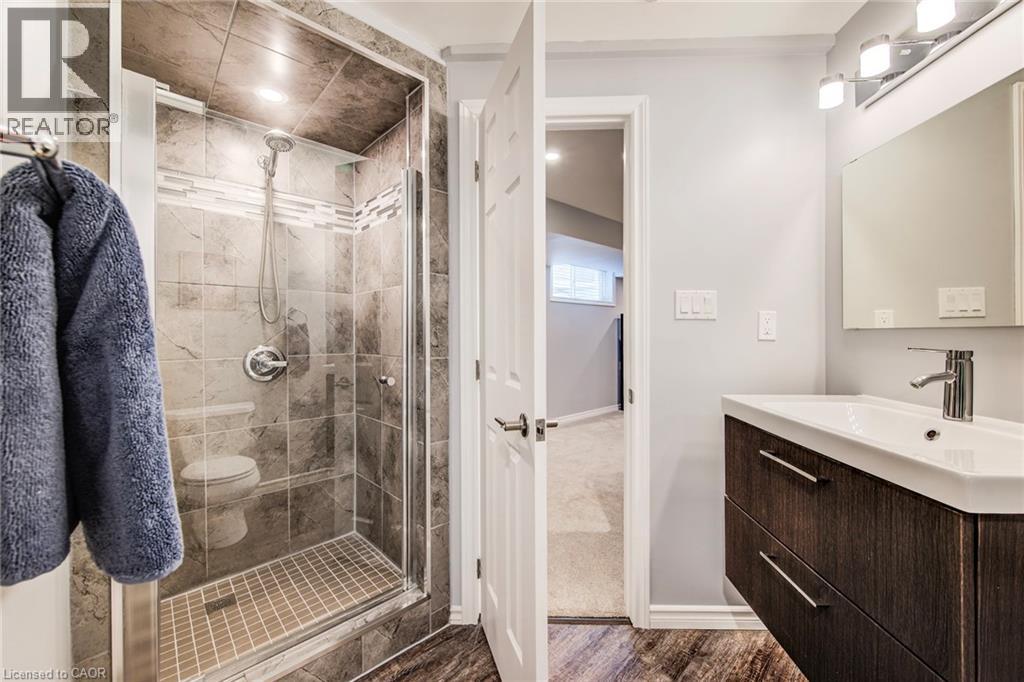 14 LA SALLE Street thumbnail 37