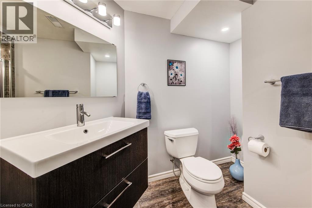 14 LA SALLE Street thumbnail 36