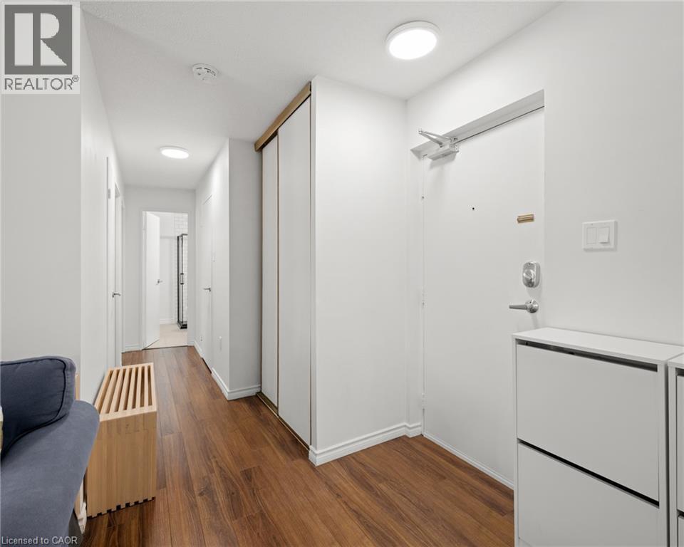 279 CHANDLER Drive Unit# 203 thumbnail 5