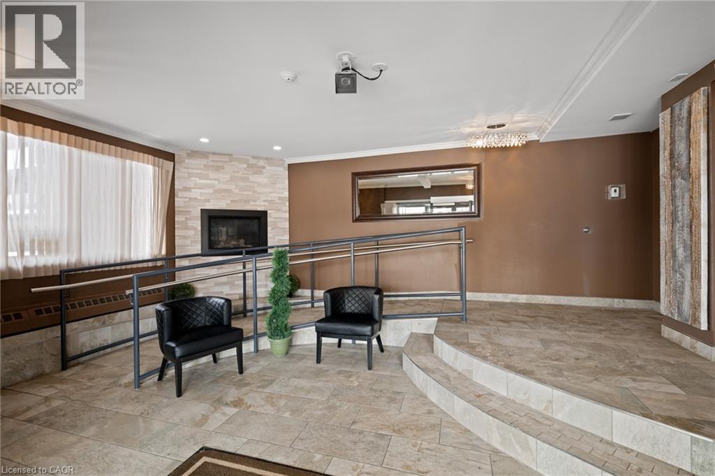 279 CHANDLER Drive Unit# 203 thumbnail 28