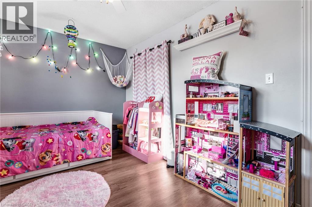 136 LIMPERT Avenue thumbnail 25