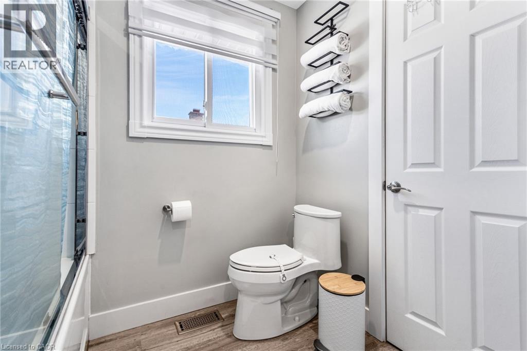 136 LIMPERT Avenue thumbnail 23