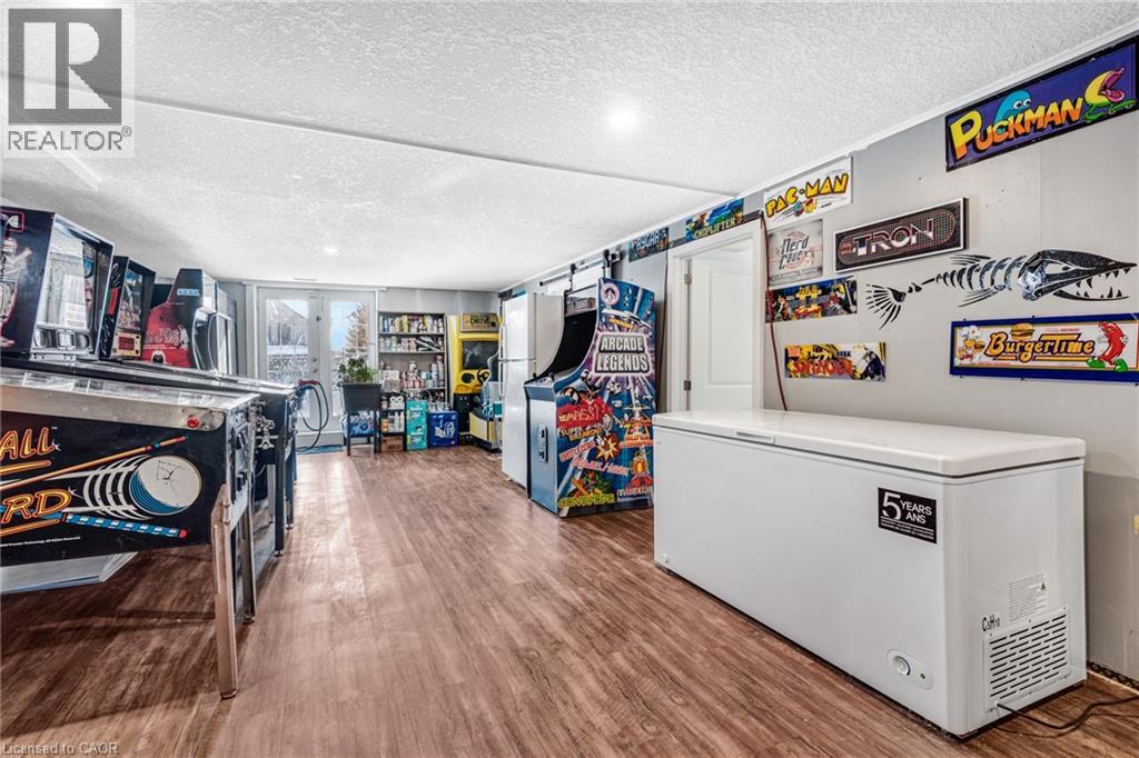 136 LIMPERT Avenue thumbnail 33