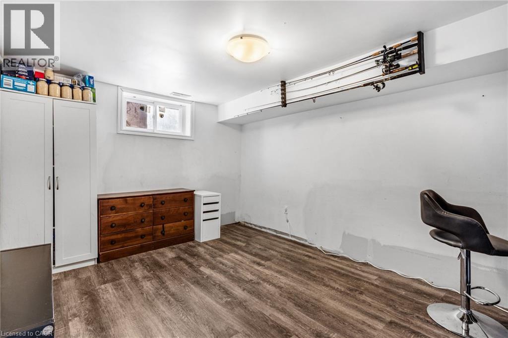 136 LIMPERT Avenue thumbnail 39