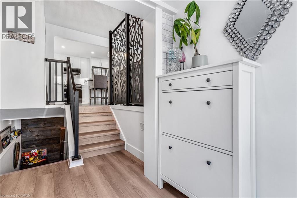 136 LIMPERT Avenue thumbnail 6