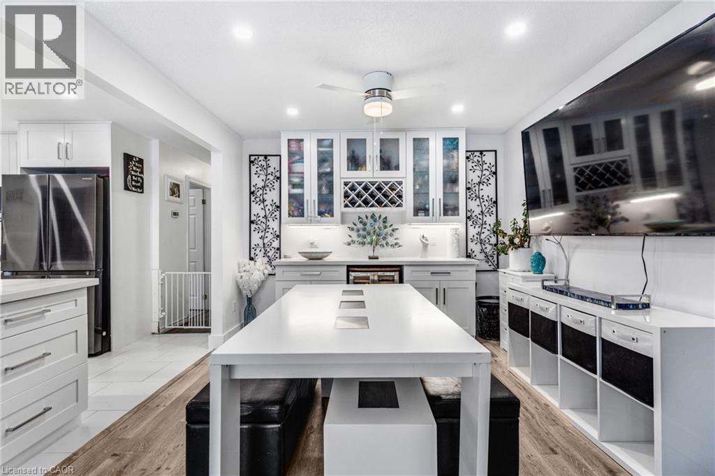 136 LIMPERT Avenue thumbnail 15