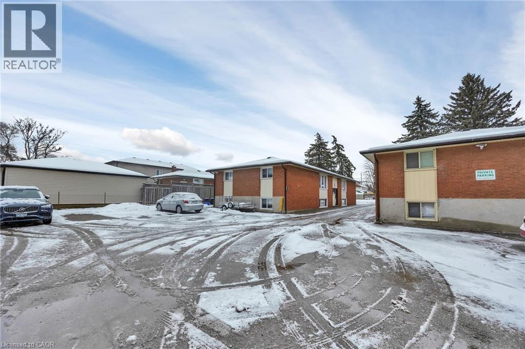 66 BARBARA Crescent thumbnail 3