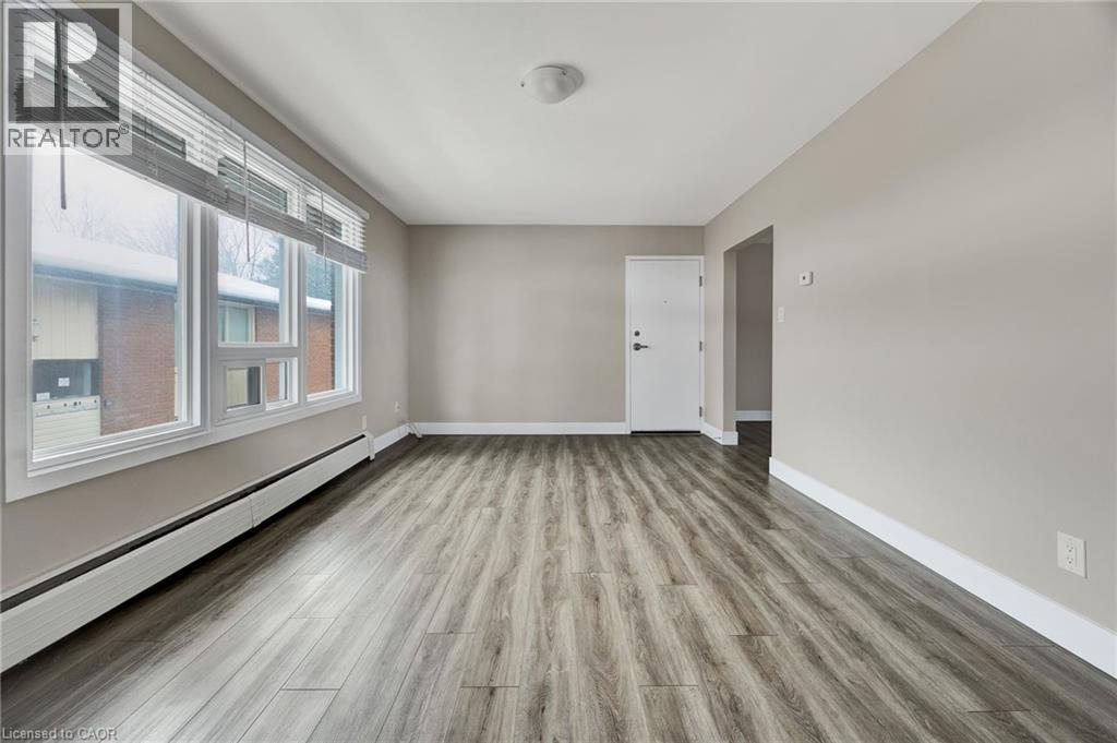 66 BARBARA Crescent thumbnail 4