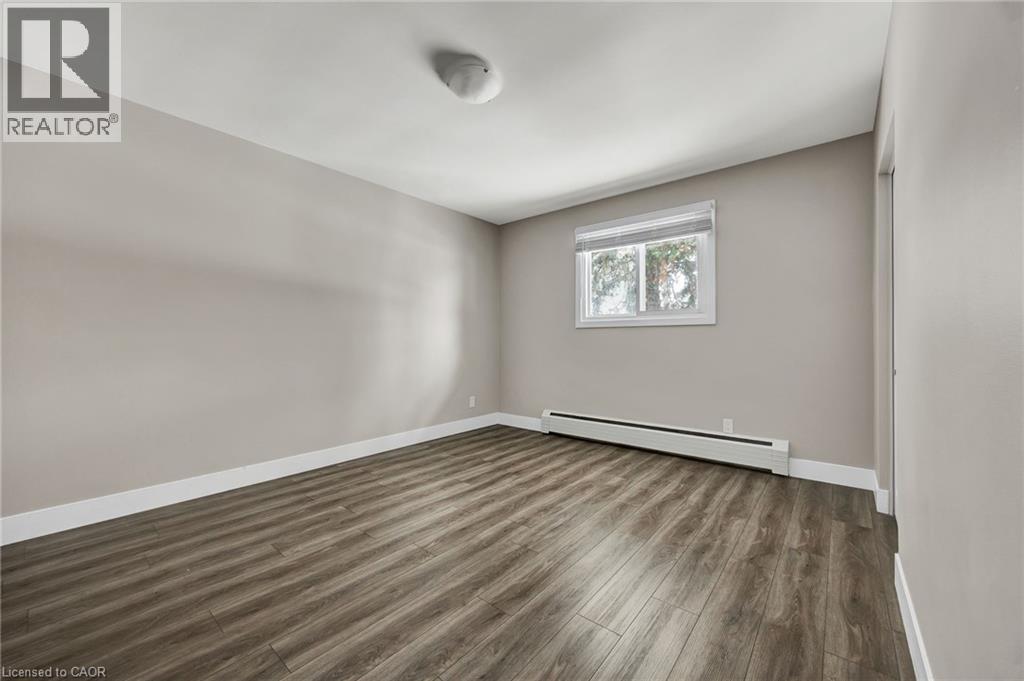 66 BARBARA Crescent thumbnail 8