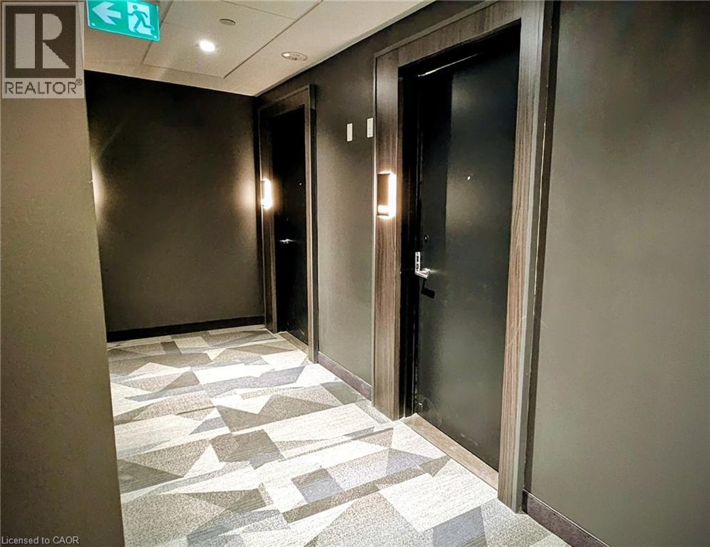 15 WELLINGTON Street S Unit# 1510 thumbnail 3