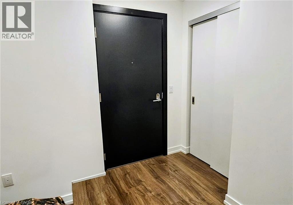 15 WELLINGTON Street S Unit# 1510 thumbnail 5