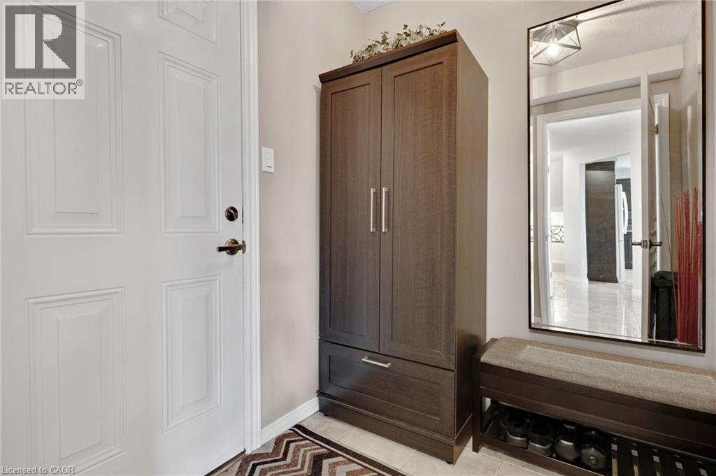 31 TOWNSEND Drive Unit# 64 thumbnail 19