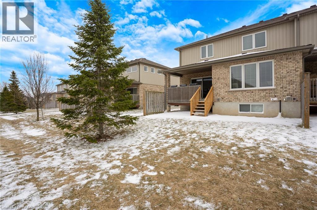 31 TOWNSEND Drive Unit# 64 thumbnail 45