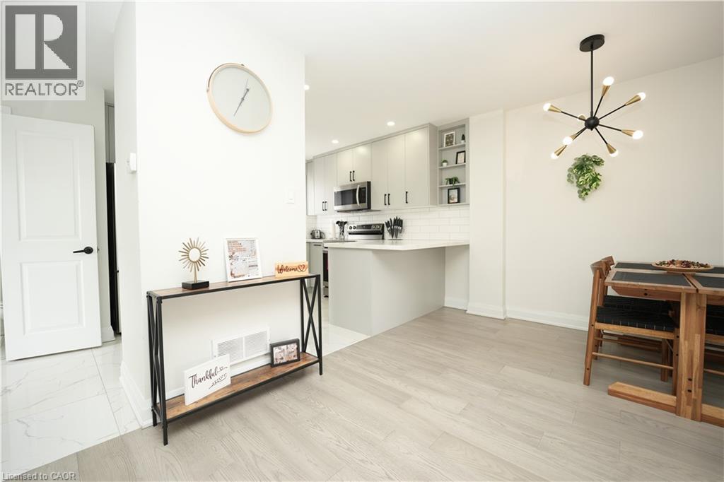 140 JANSEN Avenue thumbnail 12