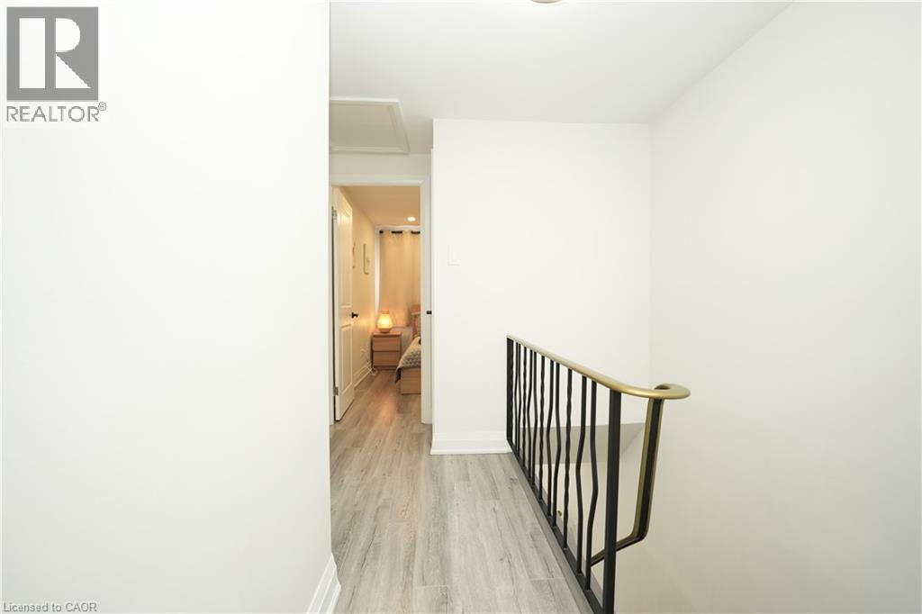 140 JANSEN Avenue thumbnail 25