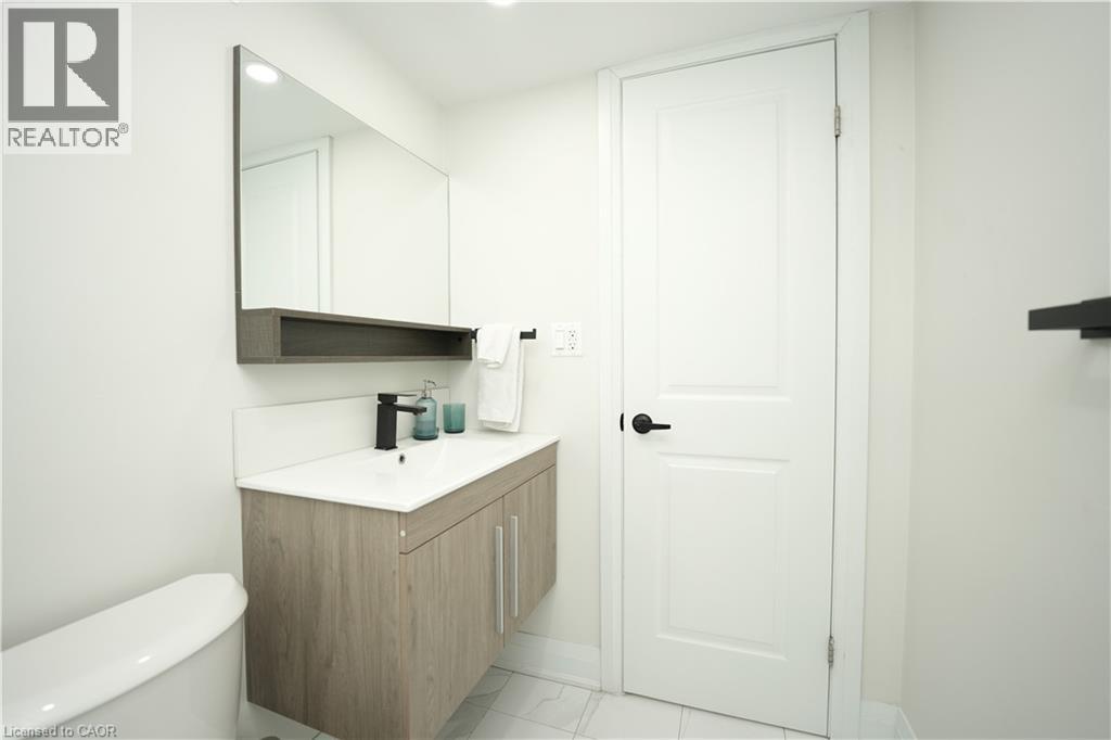 140 JANSEN Avenue thumbnail 29