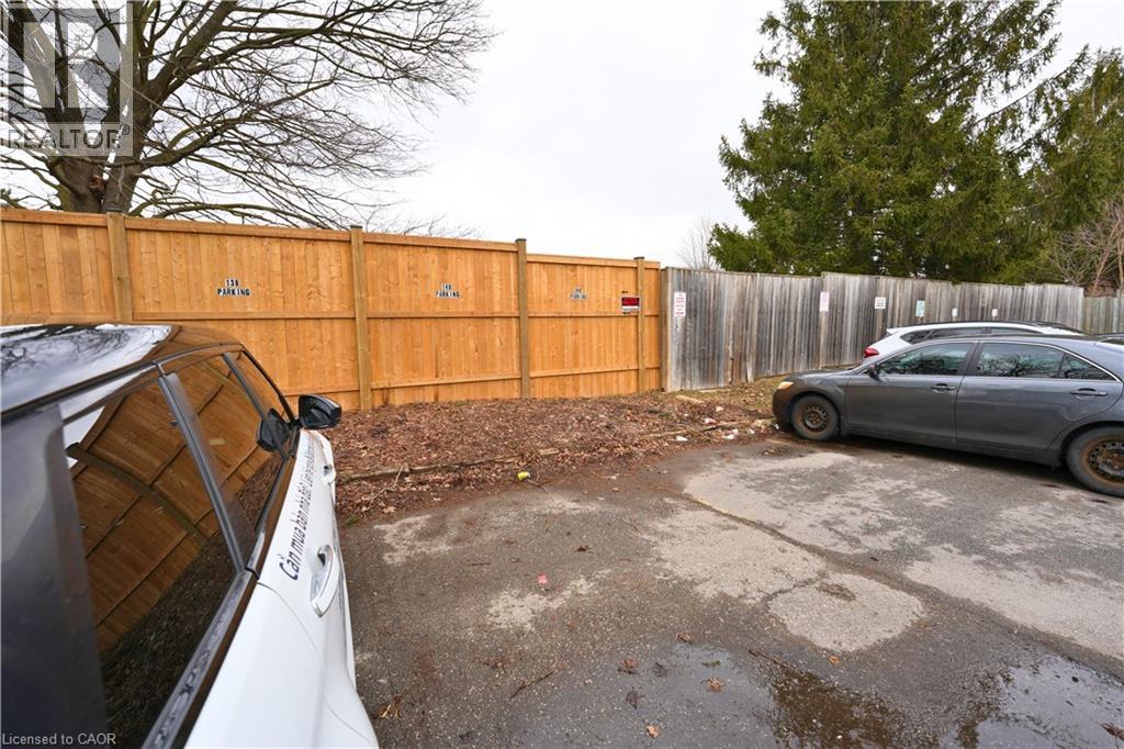 140 JANSEN Avenue thumbnail 36