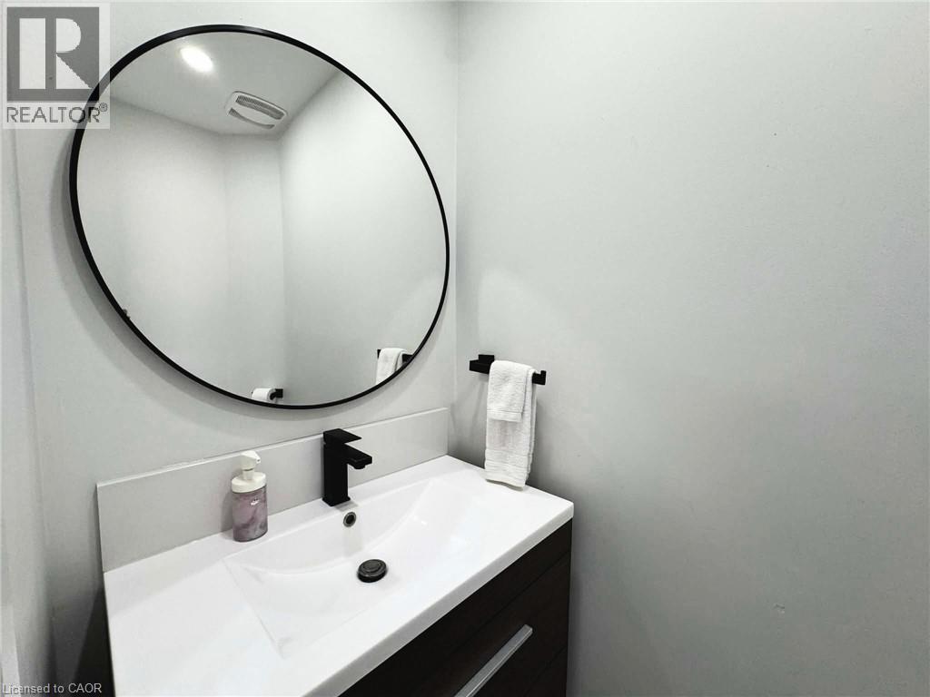 140 JANSEN Avenue thumbnail 8