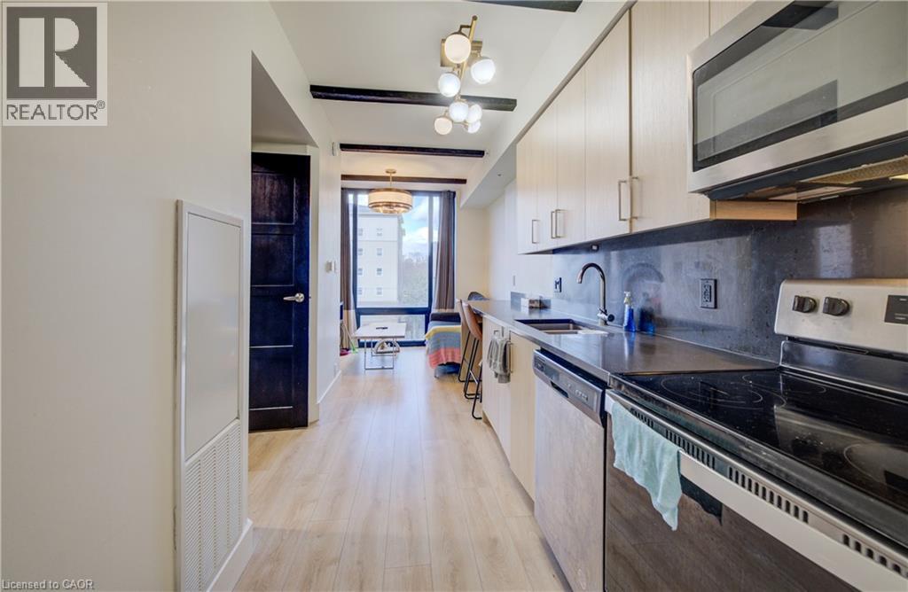 145 COLUMBIA Street W Unit# 325 thumbnail 4