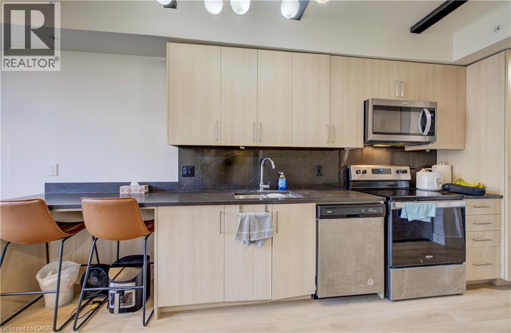 145 COLUMBIA Street W Unit# 325 thumbnail 6