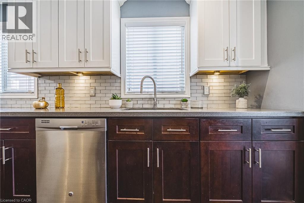 5 MICHELLE Court thumbnail 5