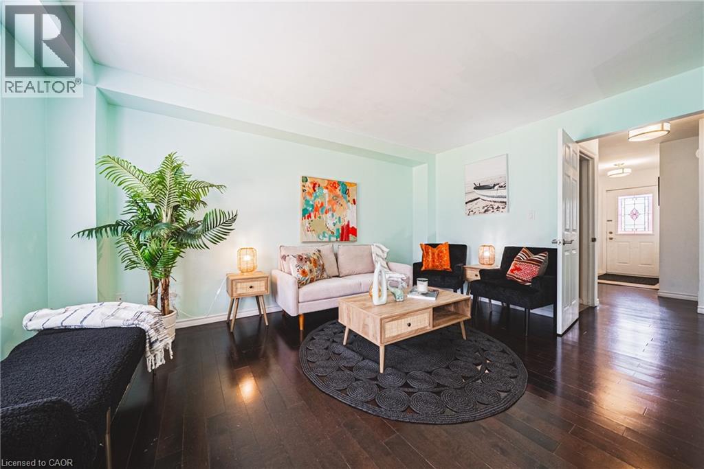 5 MICHELLE Court thumbnail 12