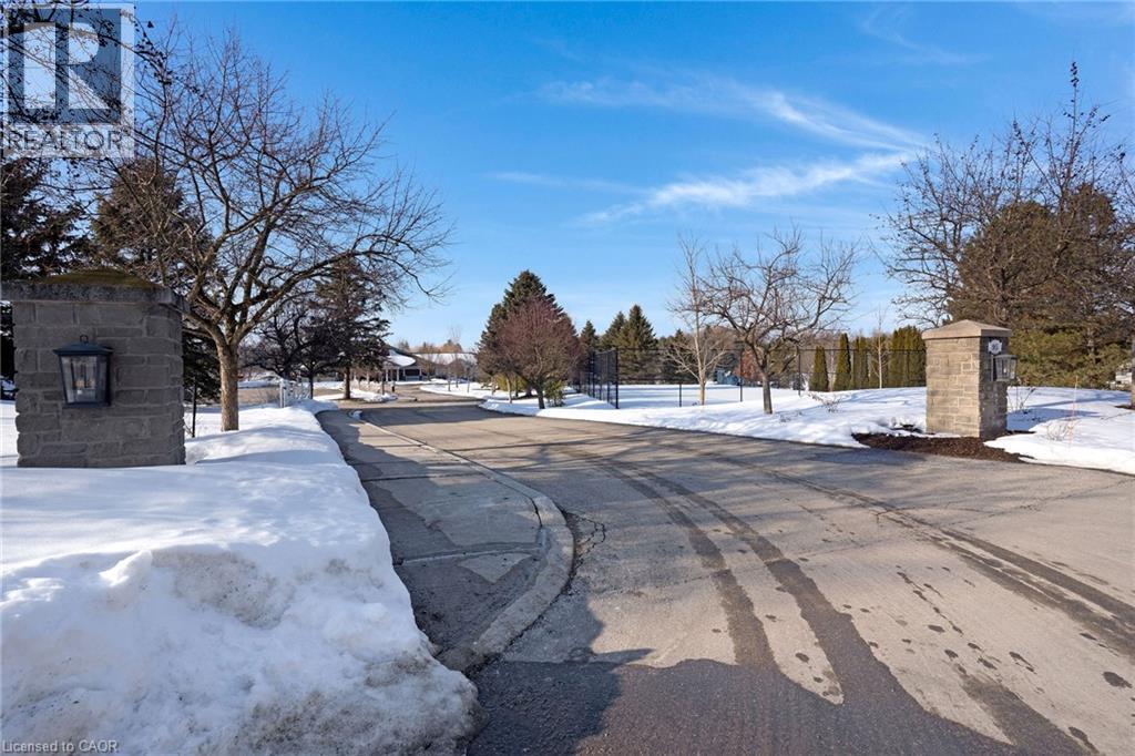 9 LAKEFIELD Court Unit# 89 thumbnail 42