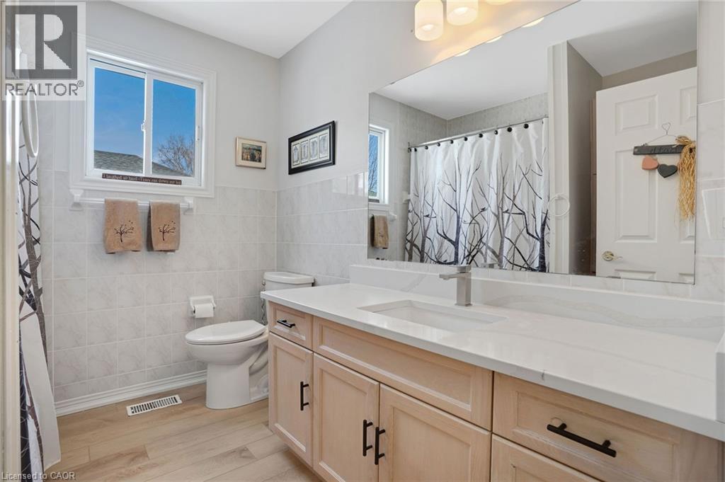 9 LAKEFIELD Court Unit# 89 thumbnail 16