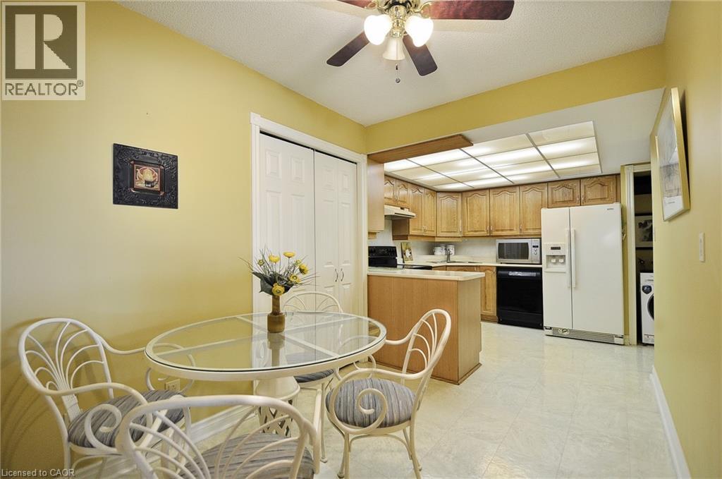 237 KING Street W Unit# 1305 thumbnail 12