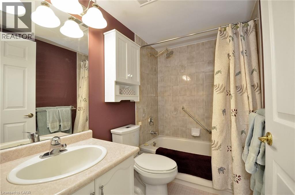 237 KING Street W Unit# 1305 thumbnail 23