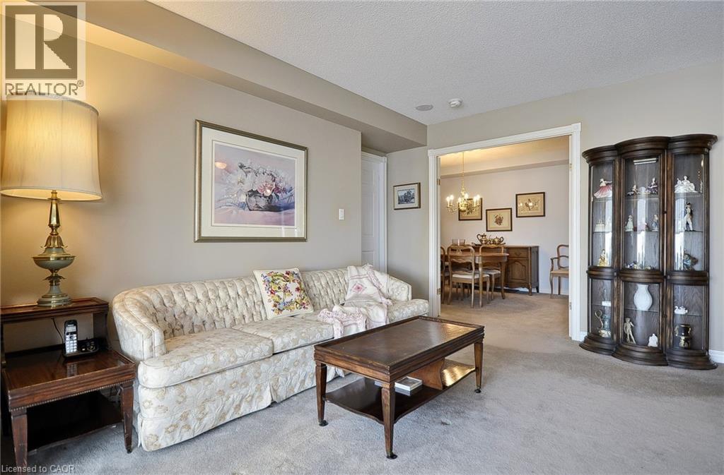 237 KING Street W Unit# 1305 thumbnail 8