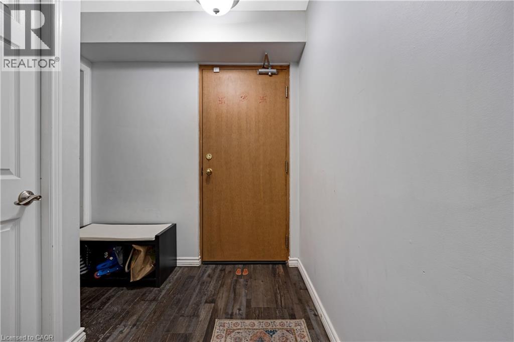 401 ERB Street W Unit# 301 thumbnail 13