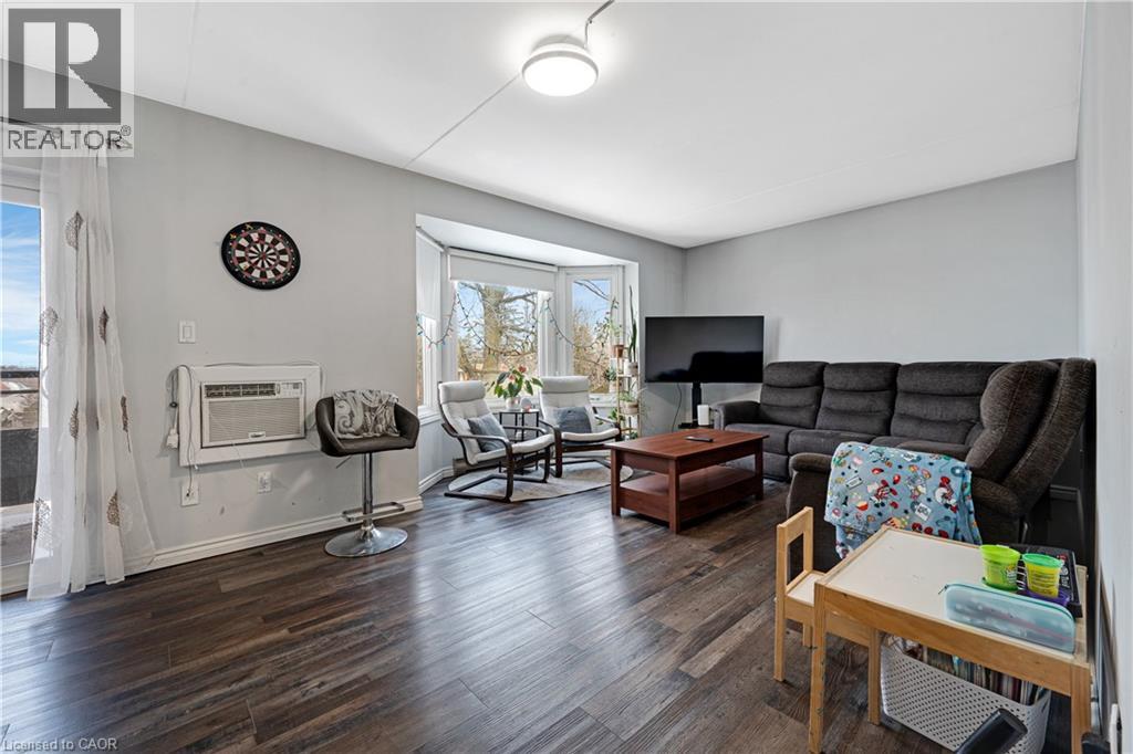 401 ERB Street W Unit# 301 thumbnail 17