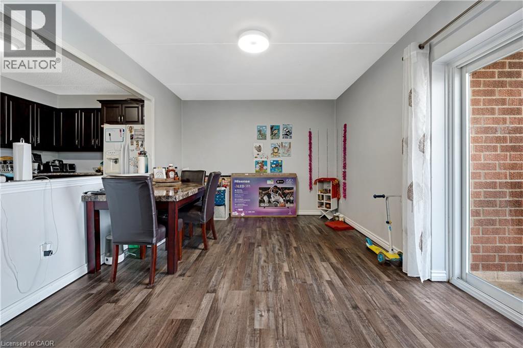 401 ERB Street W Unit# 301 thumbnail 21