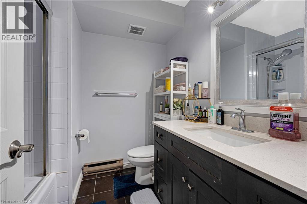 401 ERB Street W Unit# 301 thumbnail 38