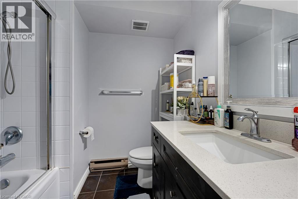 401 ERB Street W Unit# 301 thumbnail 39