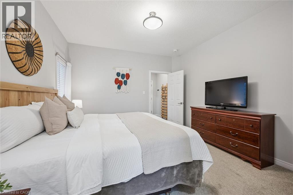 211 WATER Street thumbnail 23