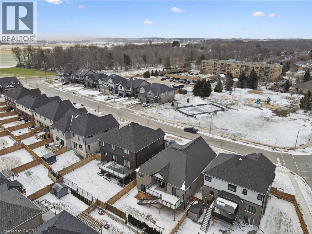 211 WATER Street thumbnail 43