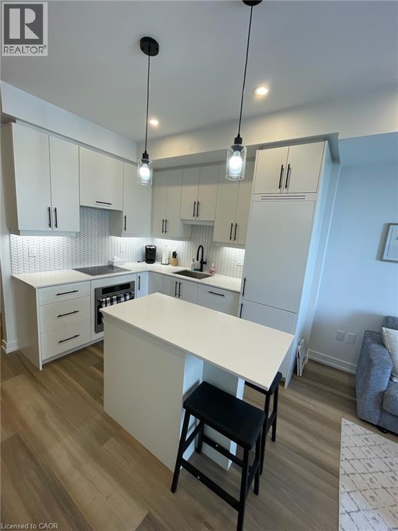 15 S WELLINGTON Street S Unit# 1701 thumbnail 3