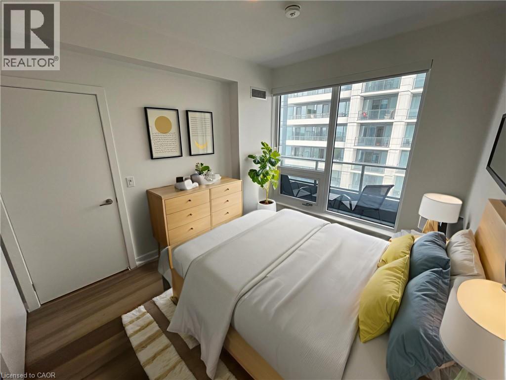 15 S WELLINGTON Street S Unit# 1701 thumbnail 6