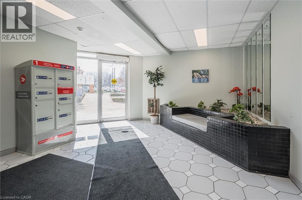 15 HOFSTETTER Avenue Unit# 205 thumbnail 4